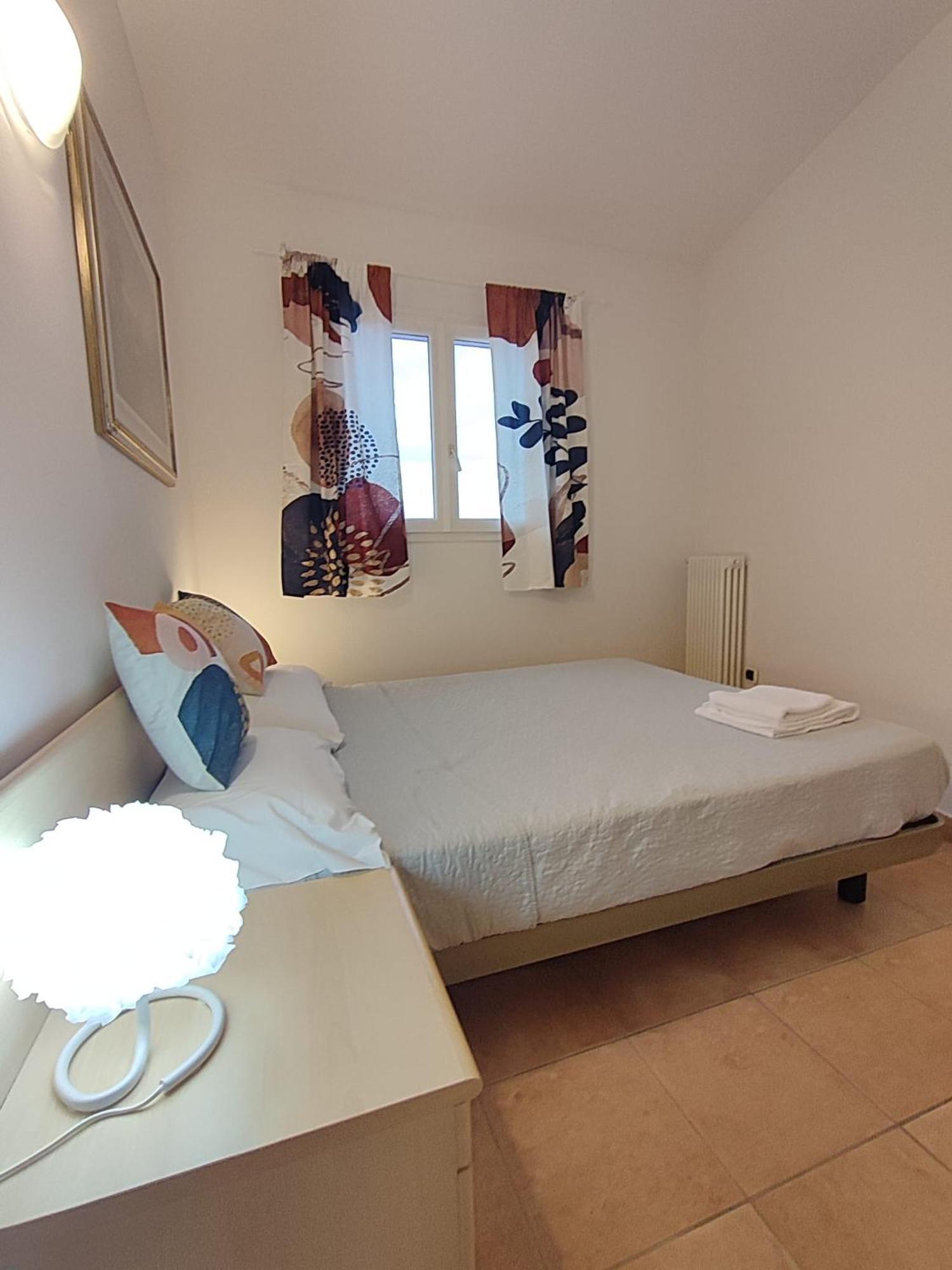 Nice Apartments Lake View & Free Parking ปาสเตร็งโก ภายนอก รูปภาพ