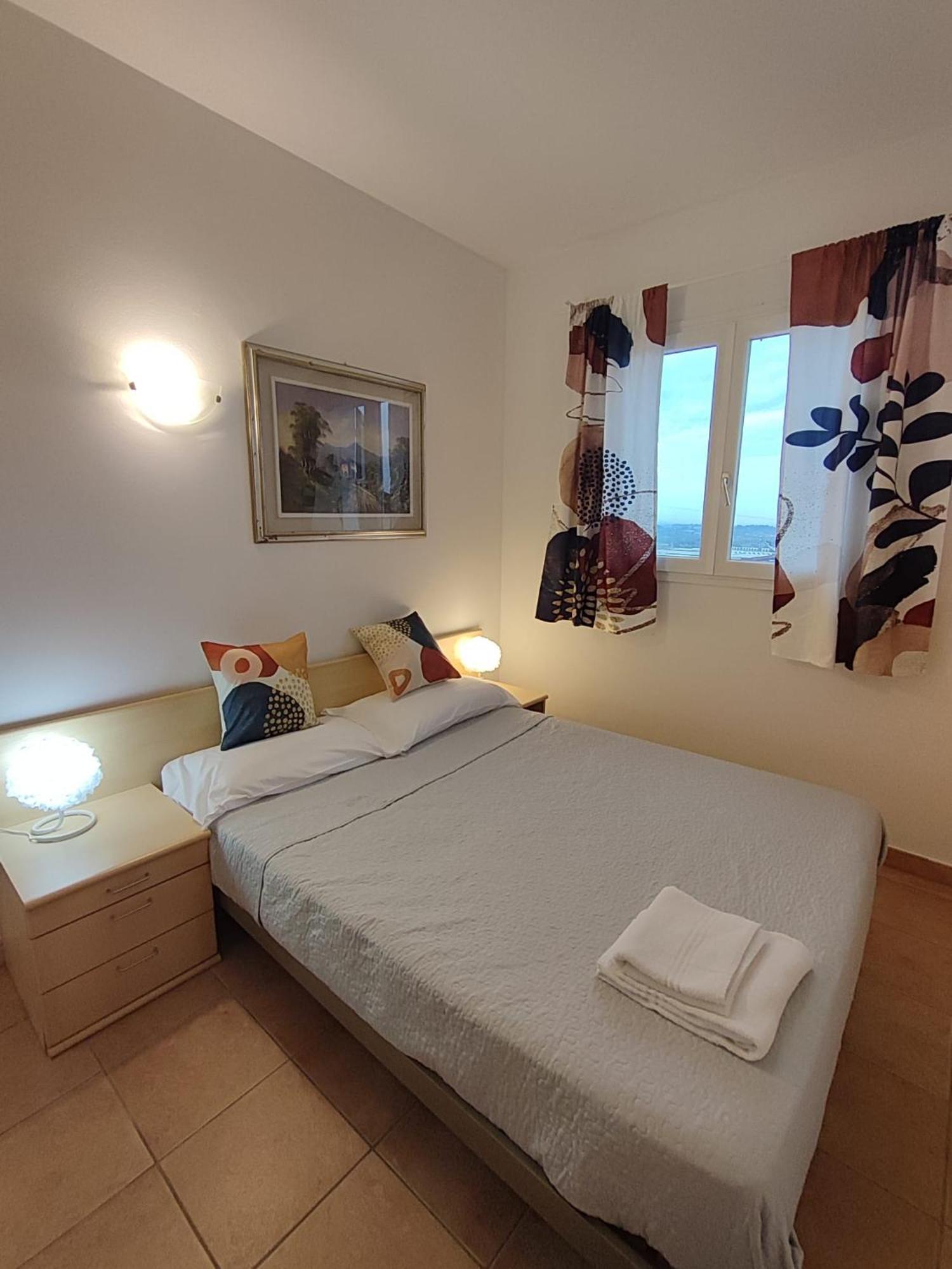 Nice Apartments Lake View & Free Parking ปาสเตร็งโก ภายนอก รูปภาพ